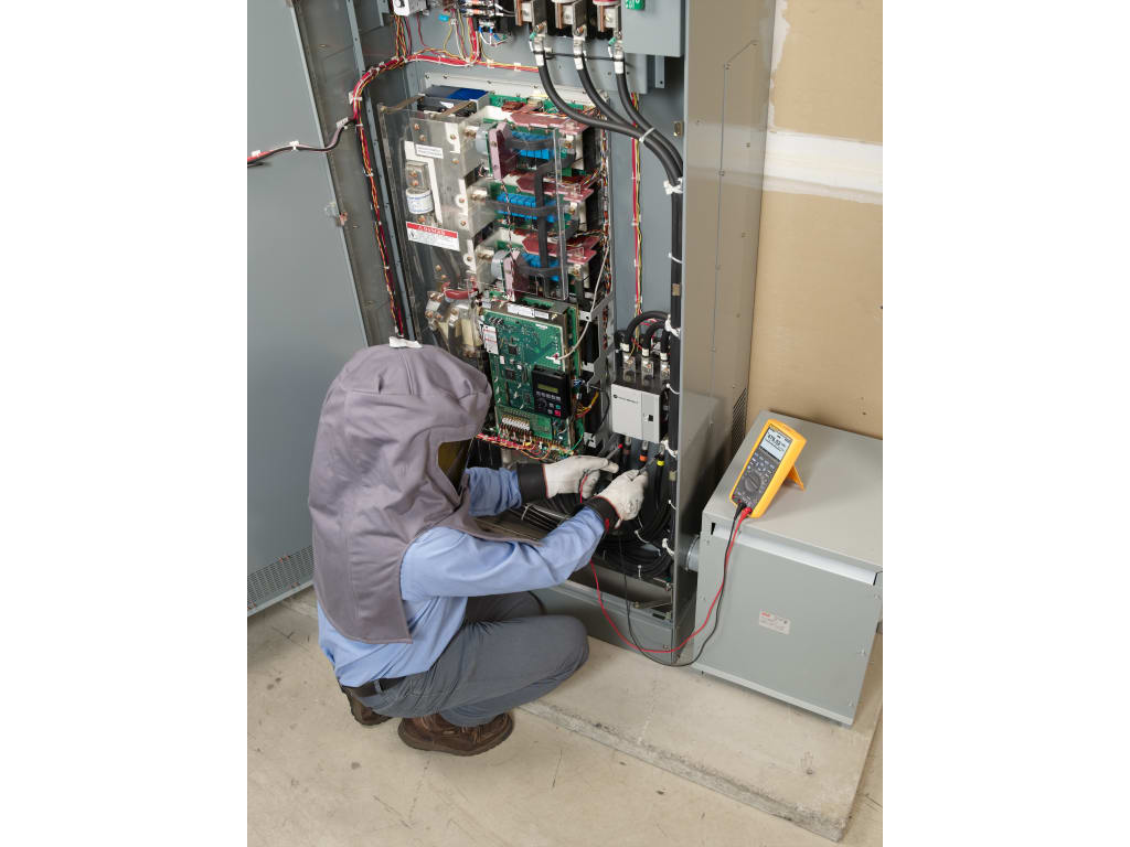 Fluke 289 - True RMS Data Logging Multimeter with TrendCapture