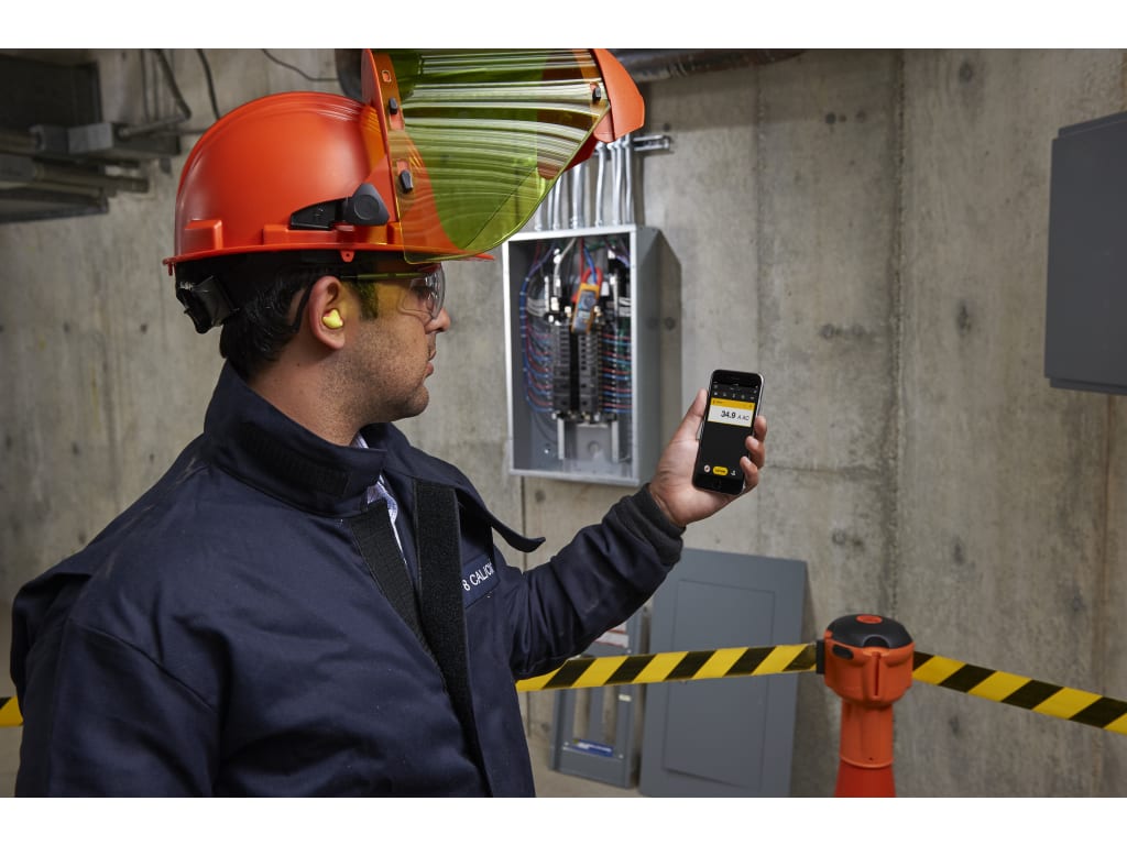 Fluke 374 FC - True RMS AC/DC Clamp Meter